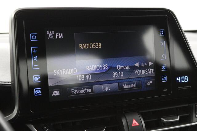 Toyota C-HR 1.2 Dynamic | Climate control | Cruise control | Parkeercamera | Trekhaak |