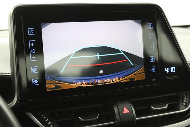 Toyota C-HR 1.2 Dynamic | Climate control | Cruise control | Parkeercamera | Trekhaak |
