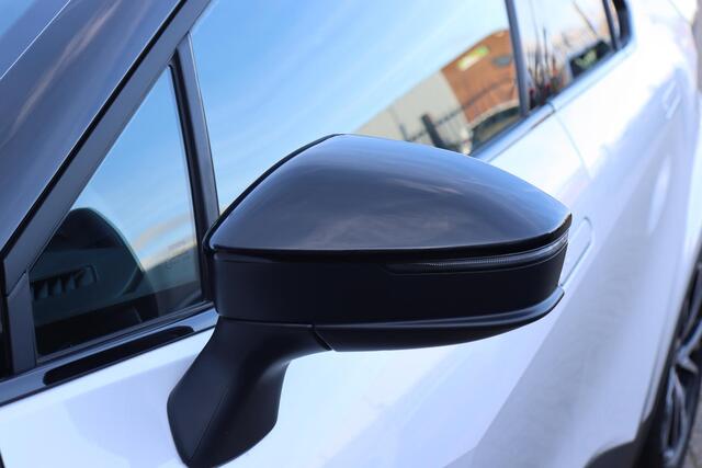 Toyota C-HR 1.8 Hybrid 140 First Edition Limited , Stoel-, Voorruit- & Stuurverwarming – foto 10