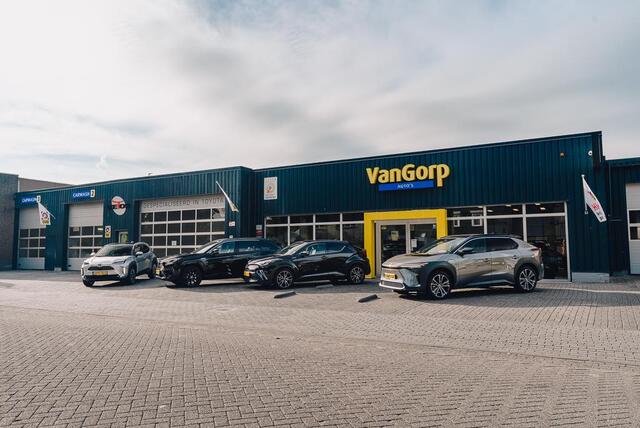 Toyota C-HR 1.8 Hybrid Executive All-in prijs!