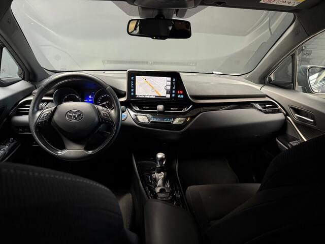 Toyota C-HR 1.8 Hybrid Dynamic camera Stoelverw ACC trekhaak dealergarantie tot 17-6-27