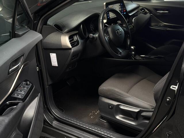 Toyota C-HR 1.8 Hybrid Dynamic camera Stoelverw ACC trekhaak dealergarantie tot 17-6-27