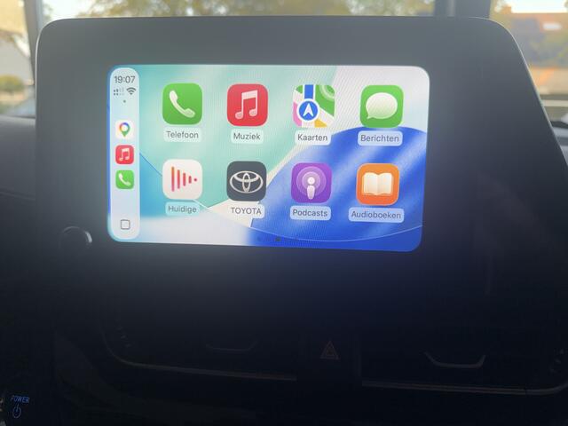 Toyota C-HR 1.8 Hybrid Dynamic - Camera | CarPlay | PDC v+a | Afn. trekhaak |