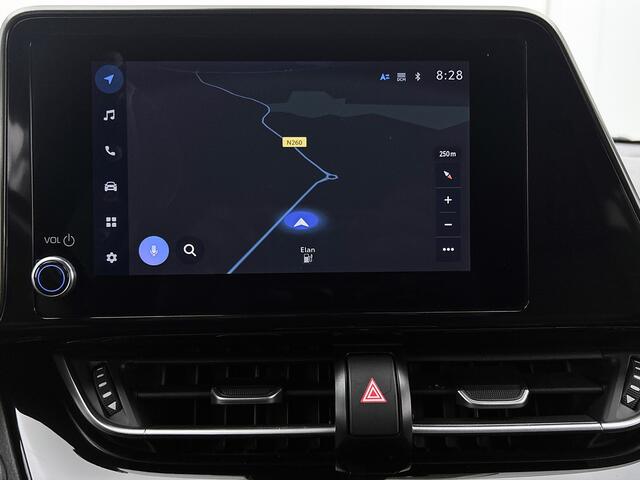 Toyota C-HR 1.8 Hybrid Style | Navigatie | Apple CarPlay/Android Auto | Stoel+stuurverwarming | Parkeersensoren voor+achter | Climate Control | Achteruitrijcamera |
