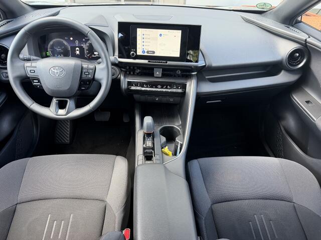 Toyota C-HR 2.0 PHEV 220 Dynamic Bi-Tone | All Seasons |