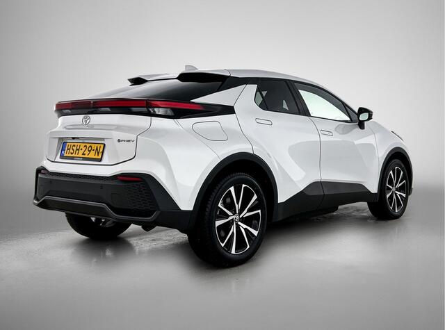 Toyota C-HR Plug-in Hybrid 220 Dynamic | Navigatie | Stoelverwaming | Dode hoek assistentie |