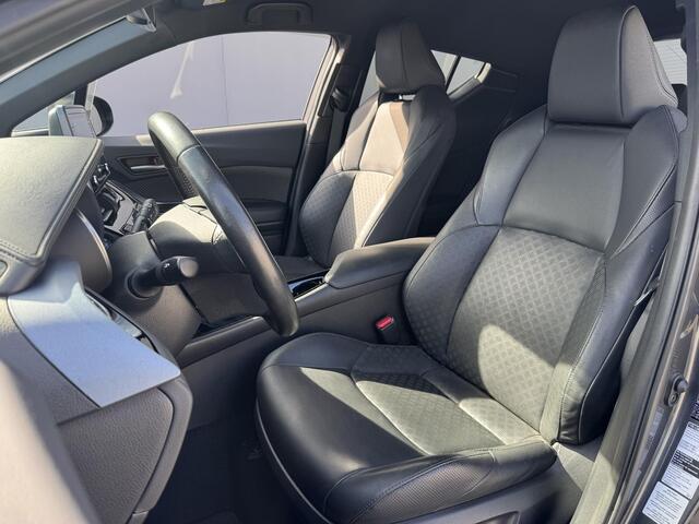 Toyota C-HR 2.0 Hybrid Executive / Trekhaak Afneembaar / Apple Carplay/Android Auto / Stoelverwarming + stuurverwarming / Achteruitrijcamera / Vollederen interieur/ Elektrische stoel(en) – foto 6
