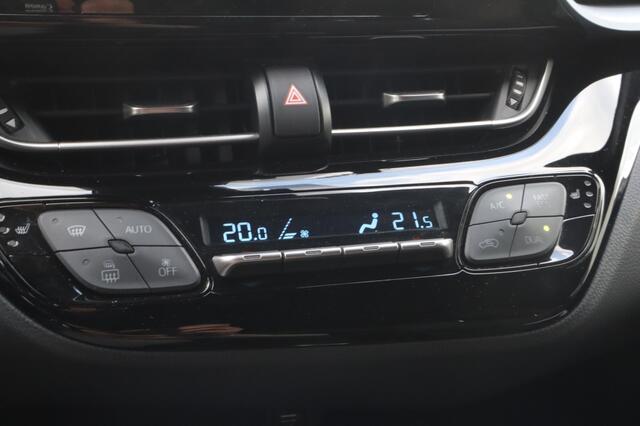 Toyota C-HR 2.0 Hybrid First Edition Trekhaak | Blindspot | Stuur en stoelverwarming