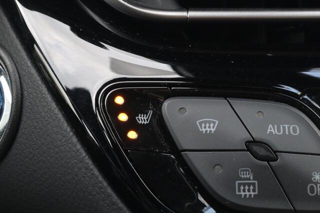 Toyota C-HR 2.0 Hybrid First Edition Trekhaak | Blindspot | Stuur en stoelverwarming
