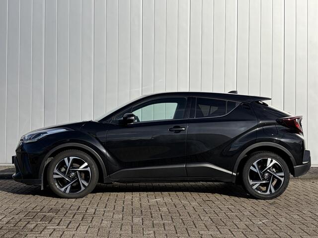 Toyota C-HR 1.8 Hybrid Style Parkeer en Dodehoek Sensoren Stoel Stuur verwamd