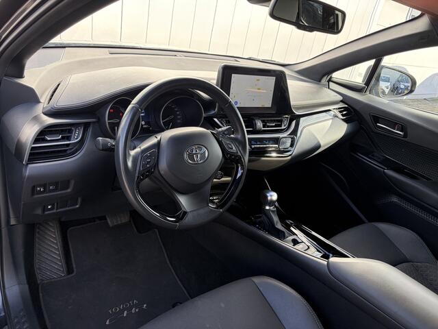 Toyota C-HR 1.8 Hybrid Style Parkeer en Dodehoek Sensoren Stoel Stuur verwamd