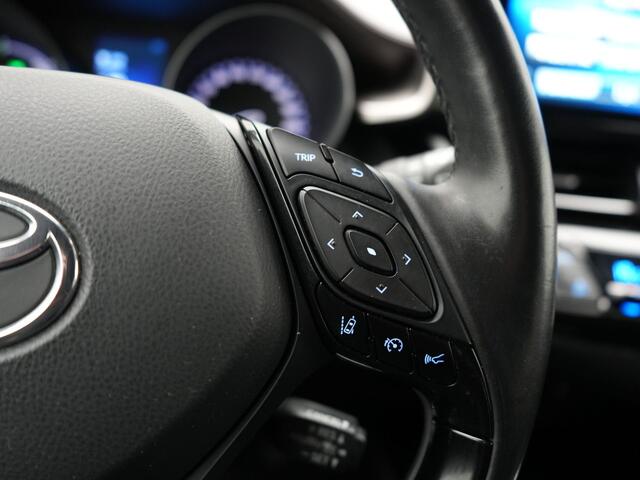 Toyota C-HR 1.8 Hybrid Executive Ultimate | Parkeersensoren V+A | Trekhaak | JBL | Stuur-Stoelverwarming |