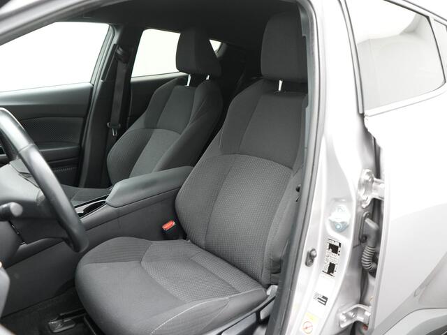 Toyota C-HR 1.8 Hybrid Dynamic | Parkeersensoren V+A | Trekhaak | Navigatie | Stoelverwarming | – foto 6