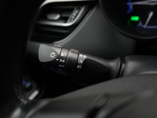 Toyota C-HR 1.8 Hybrid Dynamic | Parkeersensoren V+A | Trekhaak | Navigatie | Stoelverwarming | – foto 10