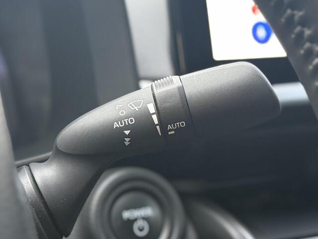 Toyota C-HR 1.8 Hybrid 140 Dynamic l Bi-Tone l Navi Groot l LED High l Cruise Adaptive l Electrische Klep l Camera – foto 9