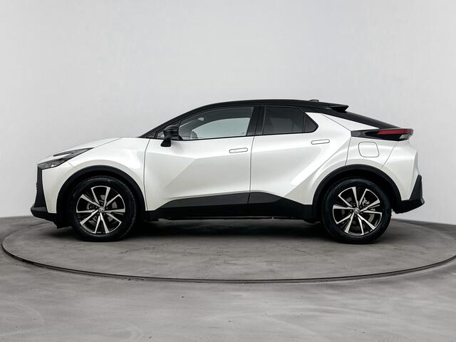 Toyota C-HR 1.8 Hybrid 140 Dynamic | 18'' Lichtmetalen velgen | Apple Carplay / Android Auto | Parkeercamera | Aangemeld Leseman 19-9 terug 1-10 – foto 3