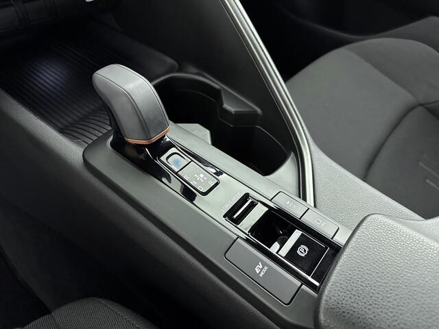 Toyota C-HR 1.8 Hybrid 140 Dynamic | 18'' Lichtmetalen velgen | Apple Carplay / Android Auto | Parkeercamera | Aangemeld Leseman 19-9 terug 1-10 – foto 9