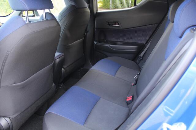 Toyota C-HR 1.8 Hybrid Bi-Tone – foto 6