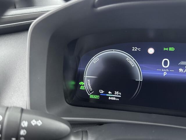 Toyota C-HR 2.0 Plug-in Hybrid 220 First Edition | Stoel+stuurverwarming | Dodehoek detectie | Parkeersensoren voor+achter | Draadloze telefoonlader | Elektrische achterklep | Full LED verlichting | Groot Multimediascherm | – foto 5