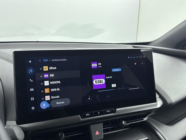 Toyota C-HR 2.0 Plug-in Hybrid 220 First Edition | Stoel+stuurverwarming | Dodehoek detectie | Parkeersensoren voor+achter | Draadloze telefoonlader | Elektrische achterklep | Full LED verlichting | Groot Multimediascherm | – foto 9
