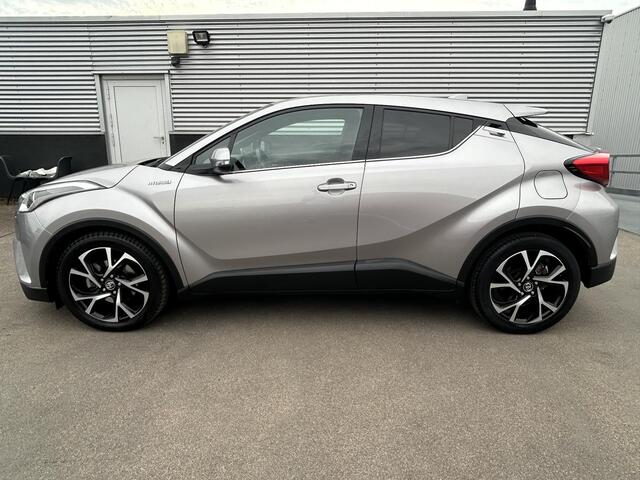 Toyota C-HR 1.8 Hybrid Business Intro Stoelverwarming, Navigatie, Adaptieve cruise control – foto 3