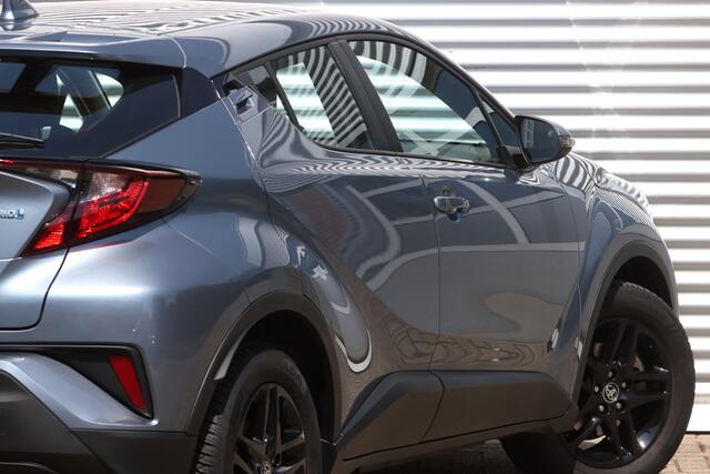 Toyota C-HR 1.8 Hybrid Active Navi / Camera / CarPlay – foto 7