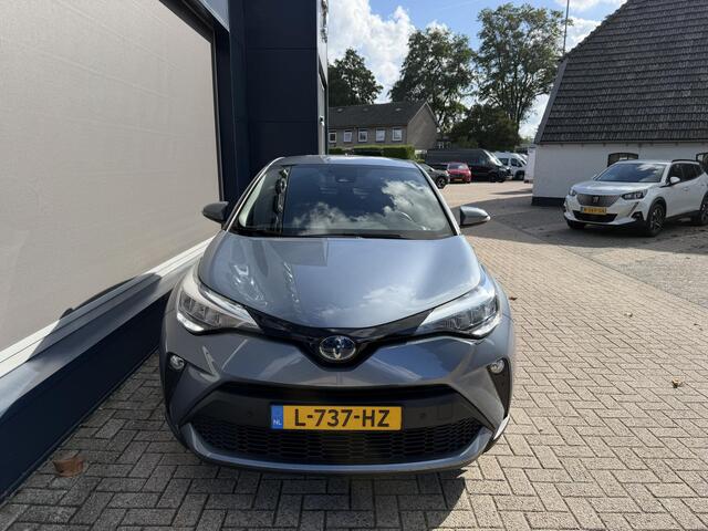 Toyota C-HR 1.8 Hybrid Dynamic Limited | Afneembare trekhaak | All Season banden | Stoel & Stuurverwarming | Dodehoek detectie | Adaptieve Cruise Control | LED | Navigatie | Apple Carplay. – foto 5