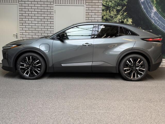 Toyota C-HR First Edition 77 kWh NIEUW! Uit voorraad leverbaar! – foto 2