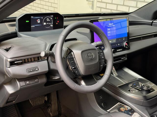Toyota C-HR First Edition 77 kWh NIEUW! Uit voorraad leverbaar! – foto 5