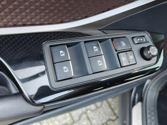 Toyota C-HR 1.8 Hybrid Executive – foto 9