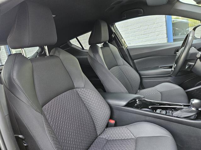 Toyota C-HR 2.0 Hybrid Style Inclusief Afleveringskosten – foto 4