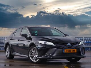 toyota-camry-2.5-hybrid-premium