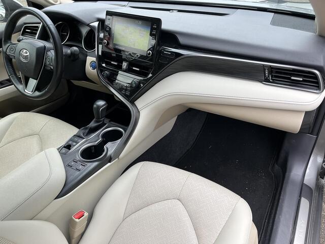 Toyota CAMRY 2.5 Hybrid Premium | Navigatie | Achterbank verwarming | JBL audio | Stoelventilatie voor |