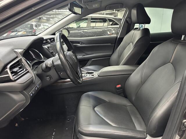 Toyota CAMRY 2.5 Hybrid Executive 1e eigenaar, slechts 26000km, zeer luxe en nette auto