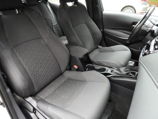 Toyota COROLLA 1.8 HYBRID FIRST ED. CAMERA ADAPT CRUISE