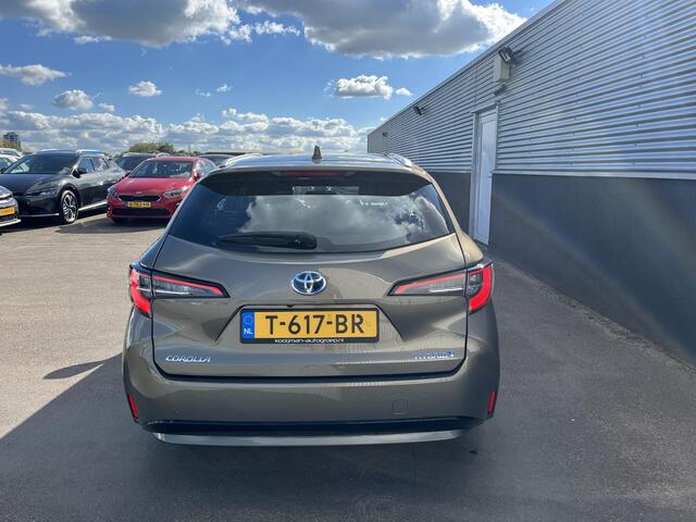 Toyota COROLLA Touring Sports 1.8 Hybrid Active Apple Carplay/Android Auto Navigatie, Achteruitrijcamera, Adaptieve Cruise Control, LM velgen - Metallic lak - * fabrieksgarantie tot april 2033
