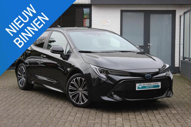 Toyota COROLLA 1.8 Hybrid Dynamic Full LED, Navi/Carplay, Camera, PDC, BLISS, 18", Draadloos Laden, Safety Sence, All Season!!