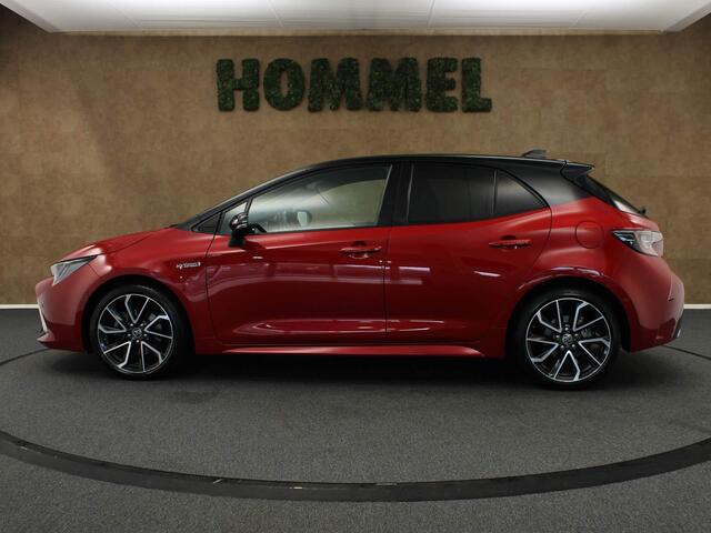 Toyota COROLLA 2.0 Hybrid Bi-Tone Style - BI-TONE - ADAPTIEVE CRUISE CONTROL - HEAD UP DISPLAY - KEYLESS ENTRY/START - VOORSTOELEN VERWARMD - ACHTERRUITRIJCAMERA - LEDEREN BEKLEDING - JBL GELUIDSINSTALLATIE