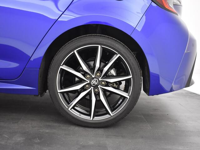 Toyota COROLLA Hybrid 140 GR Sport | Parkeersensoren V+A | Stoelverwarming