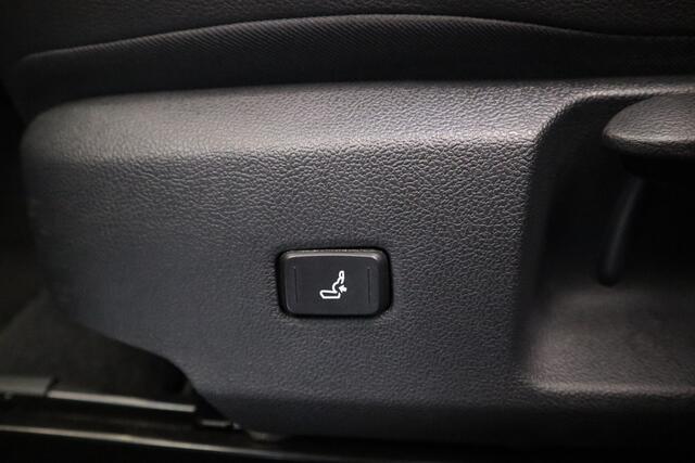 Toyota COROLLA Touring Sports 1.8 Hybrid GR-Sport 17LMV Cruise Control Cruise Control Apple carplay