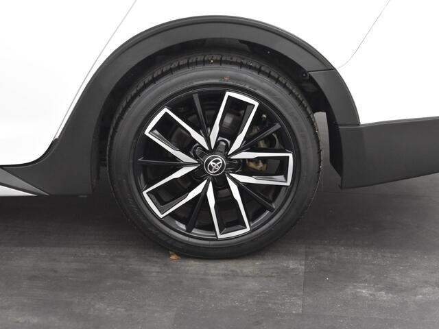 Toyota COROLLA 2.0 Hybrid Trek | Stoelverwarming | Electr. achterklep