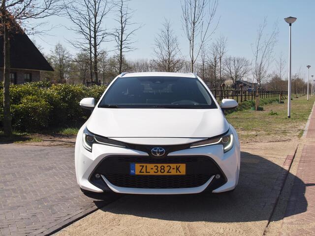Toyota COROLLA Touring Sports 1.8 Hybrid Business Intro | Camera | Head-up display | Cruise Control | Trekhaak |
