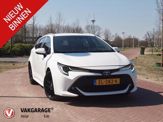 toyota-corolla-touring-sports-1.8-h