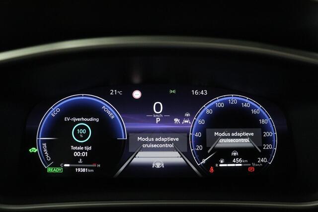 Toyota COROLLA Cross Hybrid 200 Dynamic Limited | Apple Carplay/Android auto | Parkeersensoren | Elektrische Achterklep |