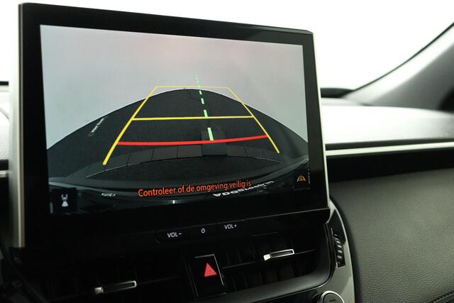 Toyota COROLLA Cross Hybrid 200 Dynamic Limited | Apple Carplay/Android auto | Parkeersensoren | Elektrische Achterklep |