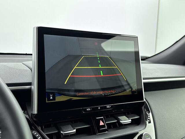 Toyota COROLLA Cross | Stoel- en stuurwielverwarming | Parkeersensoren Voorzijde | Cruise Control Adpatief |