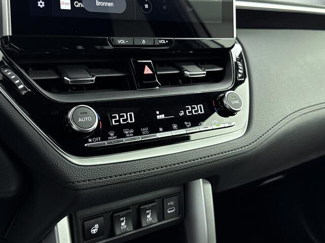 Toyota COROLLA Cross | Stoel- en stuurwielverwarming | Parkeersensoren Voorzijde | Cruise Control Adpatief |