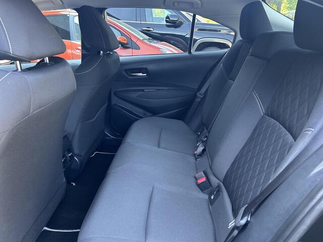 Toyota COROLLA 1.8 Hybrid First Edition