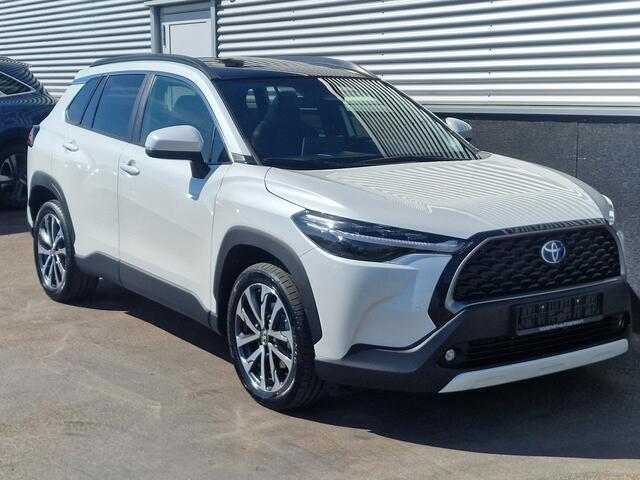 Toyota COROLLA Cross 2.0 High Power 197PK Hybrid Style Edition Incl: AppleCarplay/AndroidAuto, Panoramadak, Parelmoer Metallic wit, LM velgen, Adaptieve Cruise control, Climate control