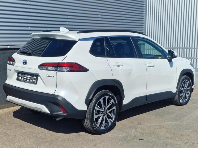 Toyota COROLLA Cross 2.0 High Power 197PK Hybrid Style Edition Incl: AppleCarplay/AndroidAuto, Panoramadak, Parelmoer Metallic wit, LM velgen, Adaptieve Cruise control, Climate control